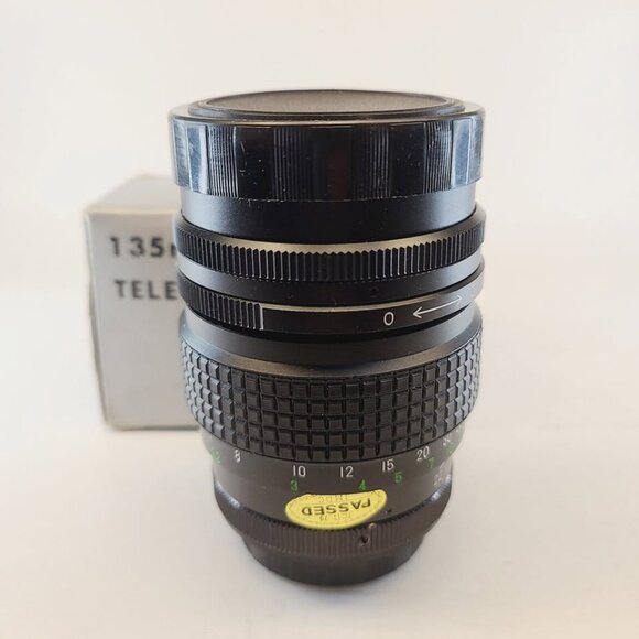Opticam 135mm F2.8 Telephoto Lens M42 Threaded Mount No.37917 - Picture 1 of 9